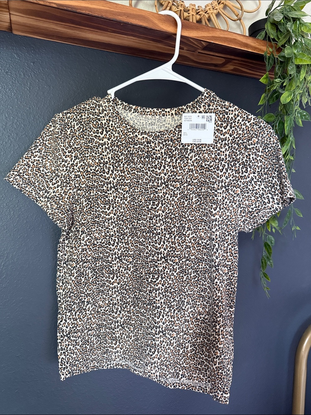 American Eagle Outfitters Leopard Print Top in Tan, Black, Brown